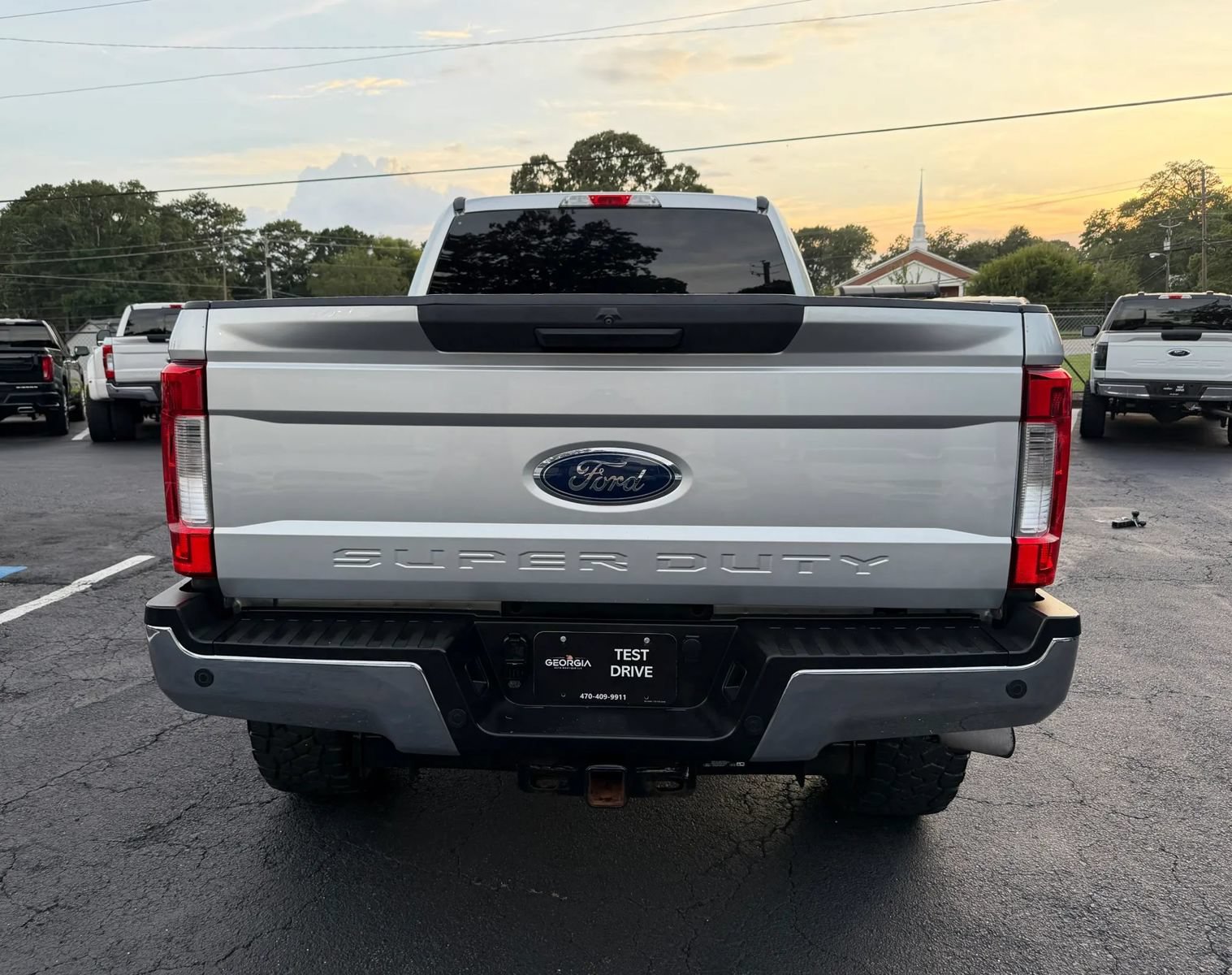 Used 2017 Ford F250 4x4 Crew Cab Super Duty image 8