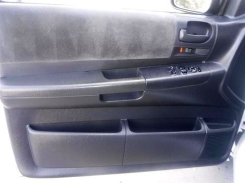 Used 2001 Dodge Dakota 2WD Club Cab image 37