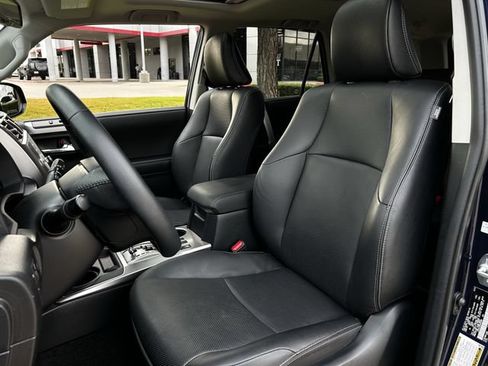 Used 2024 Toyota 4Runner Limited AWD/4WD image 27