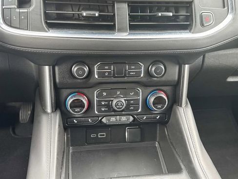 Used 2024 Chevrolet Tahoe LT AWD/4WD image 36