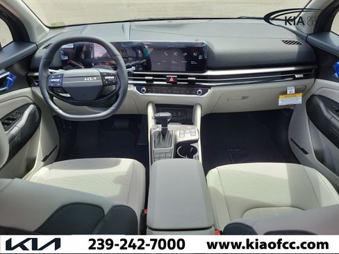 New 2026 Kia Sportage EX FWD image 15