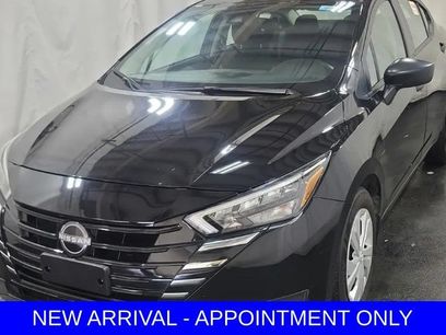 Used 2025 Nissan Versa S w/ Trunk Package