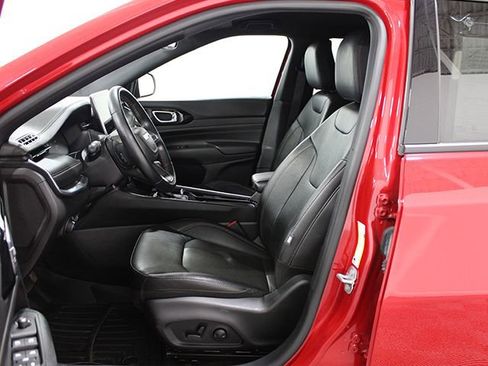 Used 2022 Jeep Compass Limited AWD/4WD image 10