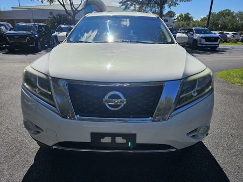 Used 2014 Nissan Pathfinder SV w/ Trailer Tow Package AWD/4WD image 9