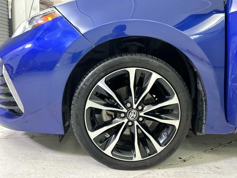 Used 2017 Toyota Corolla SE image 19