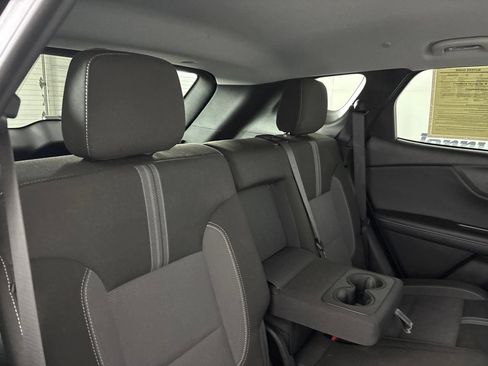 Used 2025 Chevrolet Blazer LT AWD/4WD image 30
