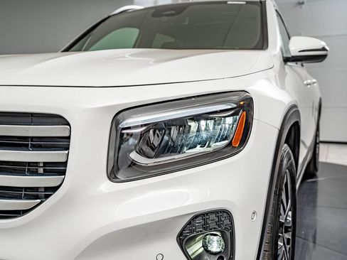 Certified 2026 Mercedes-Benz GLB 250 4MATIC image 13