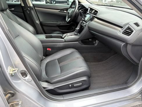 Used 2020 Honda Civic Touring image 13