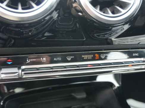Used 2021 Mercedes-Benz A 220 4MATIC image 37