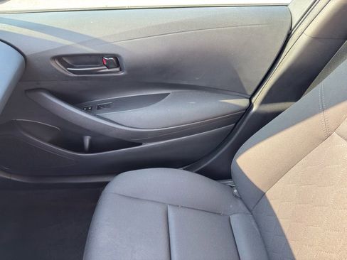 Used 2024 Toyota Corolla LE image 29
