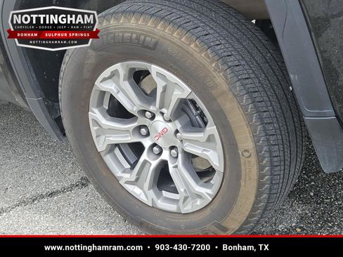 Used 2025 GMC Sierra 1500 SLT AWD/4WD image 13