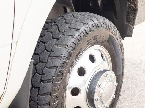 Used 2018 RAM 3500 Laramie image 12