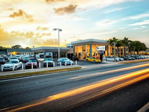 Used 2024 Mercedes-Benz GLE 450 4MATIC image 56