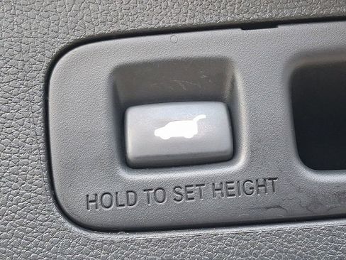 Used 2020 Honda CR-V Touring image 31