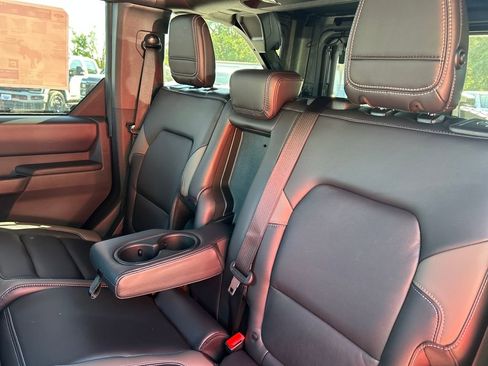 New 2025 Ford Bronco Outer Banks image 30