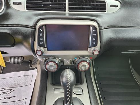 Used 2015 Chevrolet Camaro LT image 7