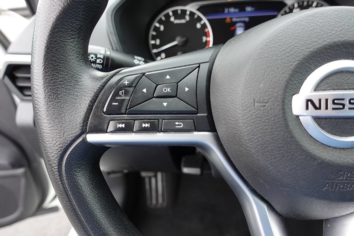 Used 2020 Nissan Altima 2.5 S FWD image 42