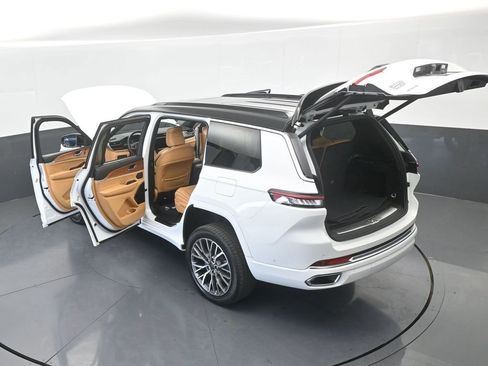 New 2025 Jeep Grand Cherokee L Summit image 90