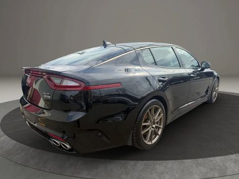 Used 2019 Kia Stinger GT2 image 5