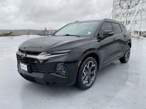 Used 2022 Chevrolet Blazer RS w/ Enhanced Convenience Package image 4