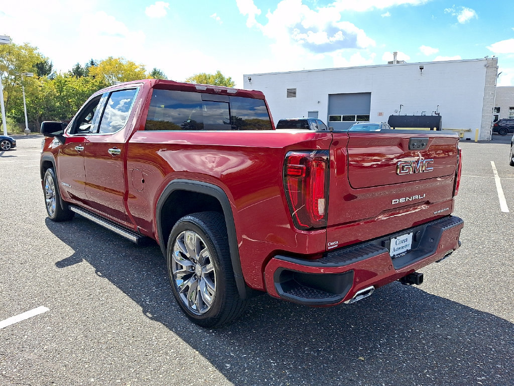 Used 2023 GMC Sierra 1500 Denali w/ Denali Reserve Package AWD/4WD image 7