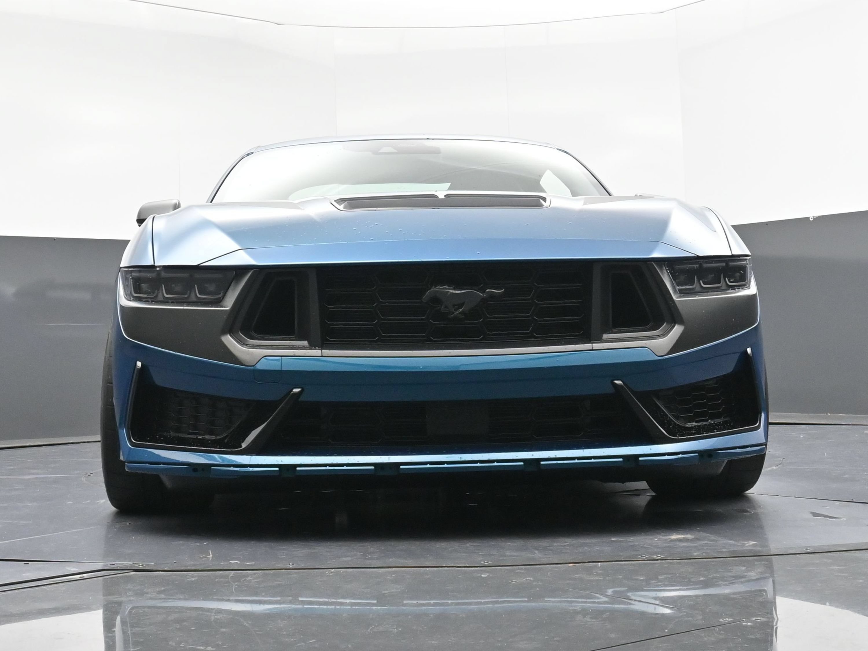 Used 2026 Ford Mustang Dark Horse w/ Dark Horse Handlin Package RWD image 11