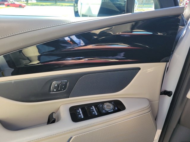 Certified 2024 Lincoln Nautilus Premier AWD/4WD image 43