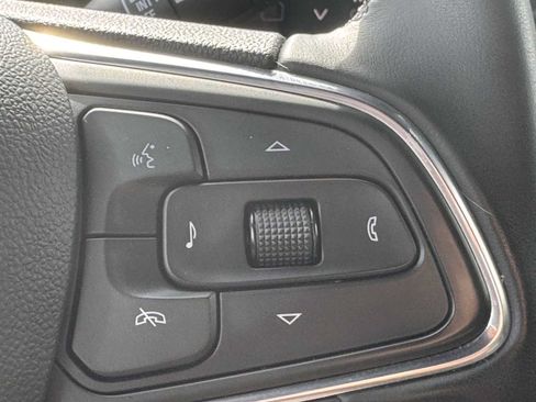 Used 2024 Buick Envista Sport Touring FWD image 24