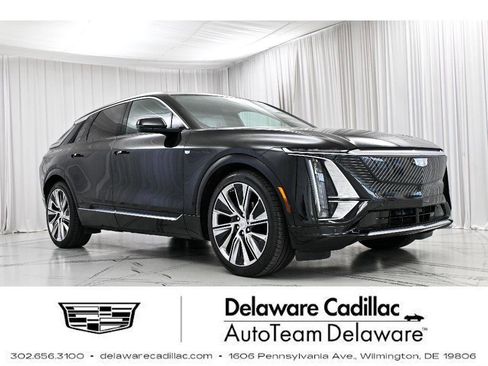 Used 2024 Cadillac Lyriq Luxury RWD image 1