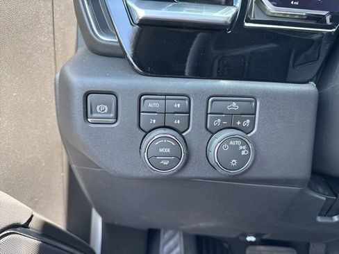 New 2026 Chevrolet Silverado 1500 LT w/ Z71 Off-Road Package AWD/4WD image 21