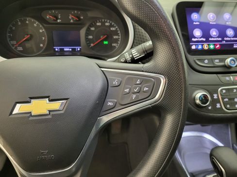 Used 2023 Chevrolet Malibu LT image 5