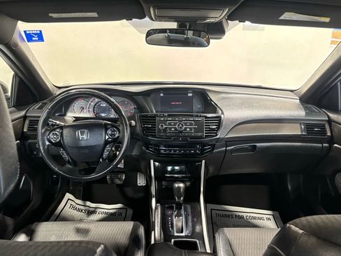 Used 2016 Honda Accord Sport image 9