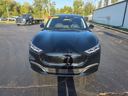 Used 2021 Ford Mustang Mach-E Premium image 11