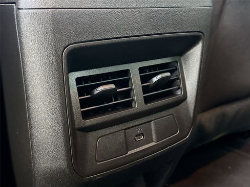 Used 2023 Chevrolet Colorado LT w/ LT Convenience Package II image 25