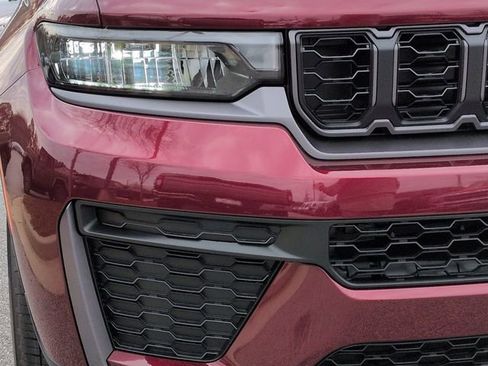 New 2026 Jeep Grand Cherokee Altitude RWD image 9