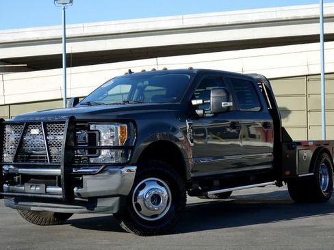 Used 2019 Ford F350 XL w/ STX Appearance Package image 8