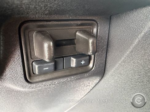 Used 2025 Ford Expedition Platinum AWD/4WD image 29