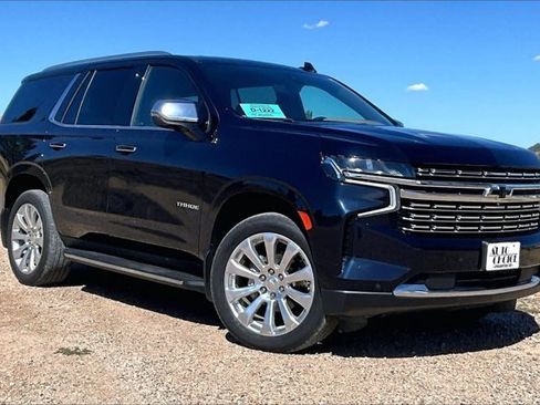 Used 2021 Chevrolet Tahoe Premier w/ Premium Package AWD/4WD image 2
