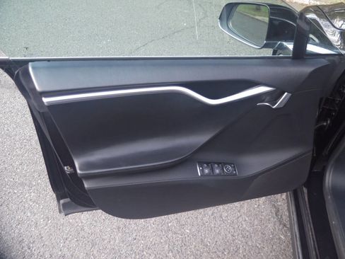 Used 2012 Tesla Model S Performance image 16