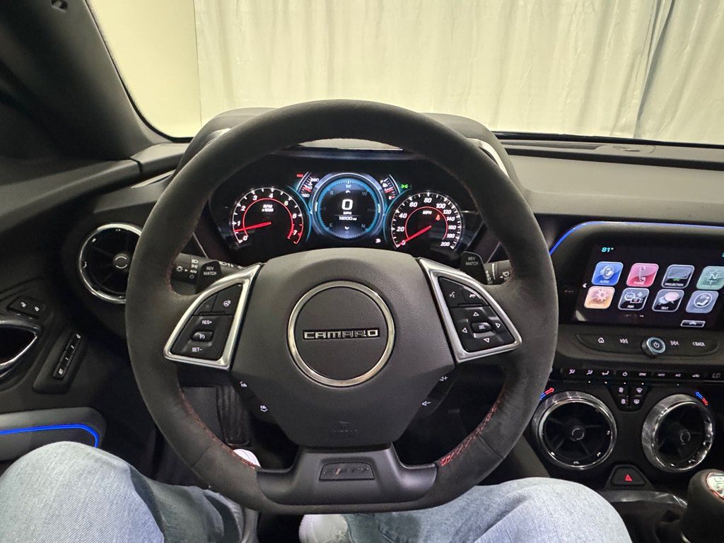 Used 2017 Chevrolet Camaro ZL1 RWD image 18