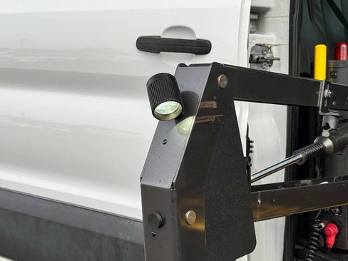 Used 2016 Ford Transit 250 148 Medium Roof image 8