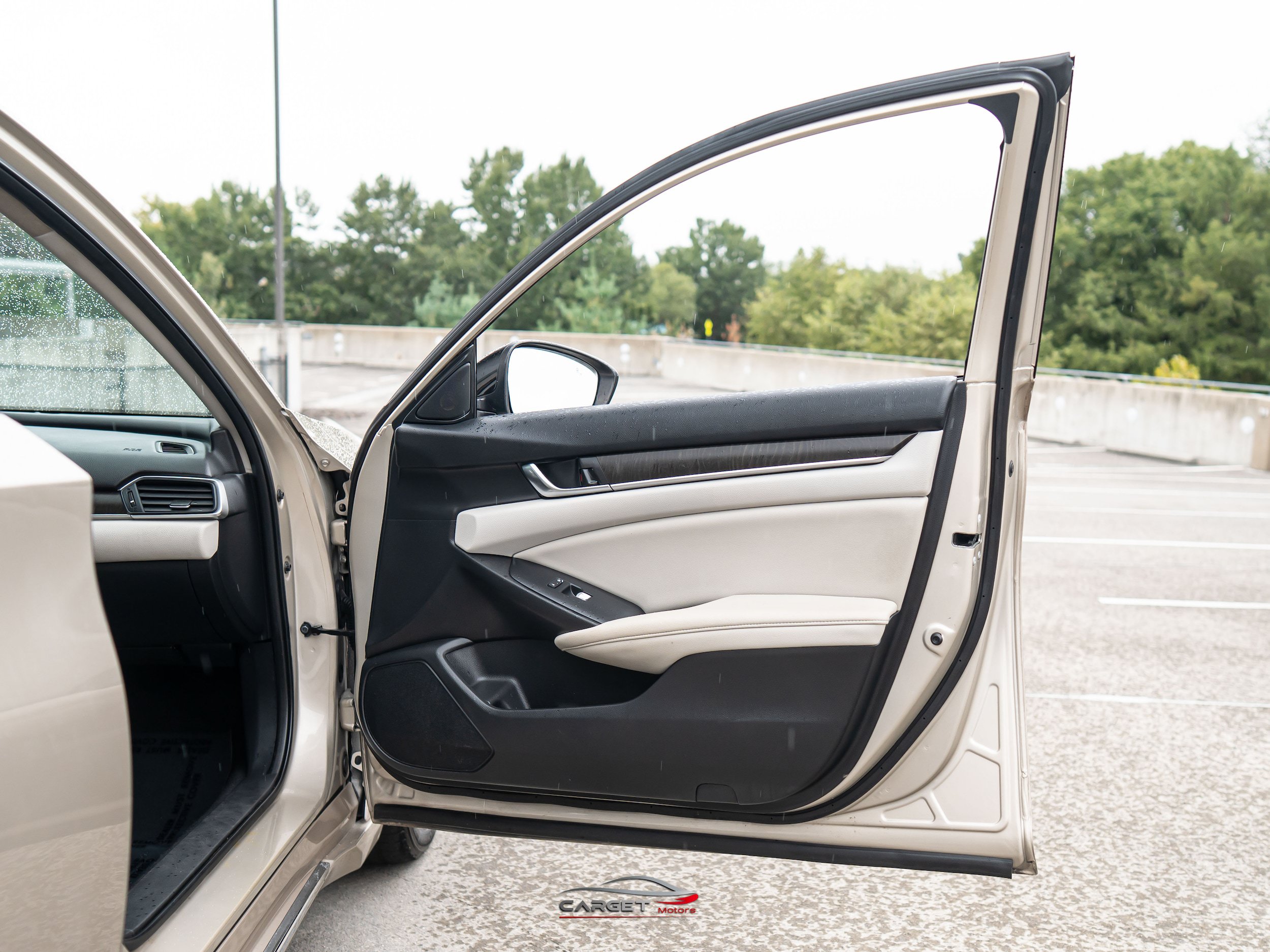 Used 2020 Honda Accord EX image 35