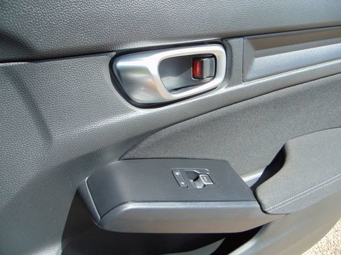 Used 2022 Honda Civic Sport image 26