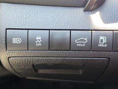Certified 2023 Toyota Camry LE FWD image 14