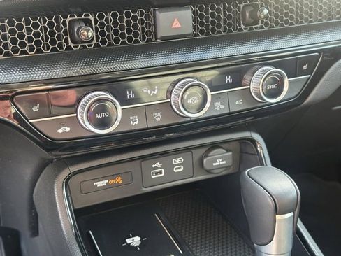 Used 2025 Honda CR-V EX-L image 10