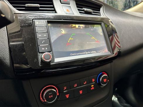 Used 2019 Nissan Sentra S image 21