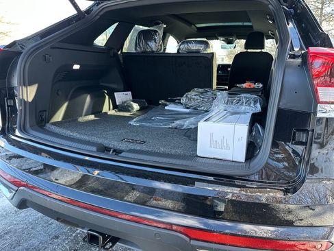 New 2026 Volkswagen Atlas Cross Sport SE image 13