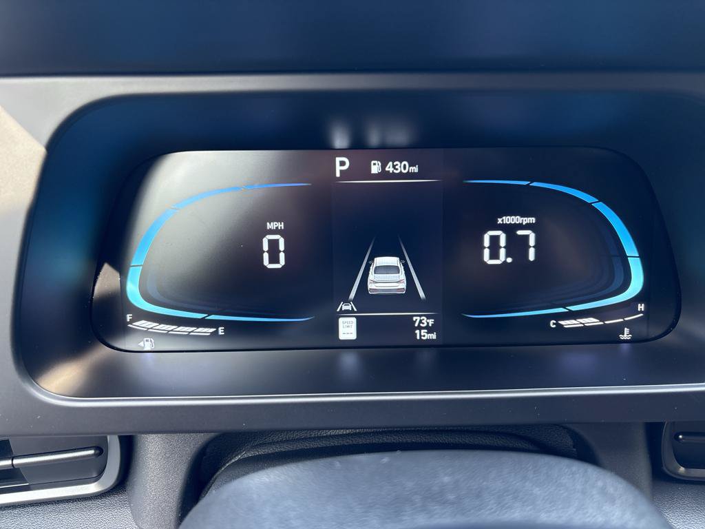 New 2026 Hyundai Elantra SEL Sport FWD image 11