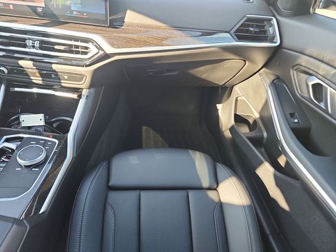 Used 2023 BMW 330i xDrive Sedan w/ Premium Package image 11