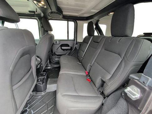 Used 2021 Jeep Wrangler Unlimited Sport AWD/4WD image 13